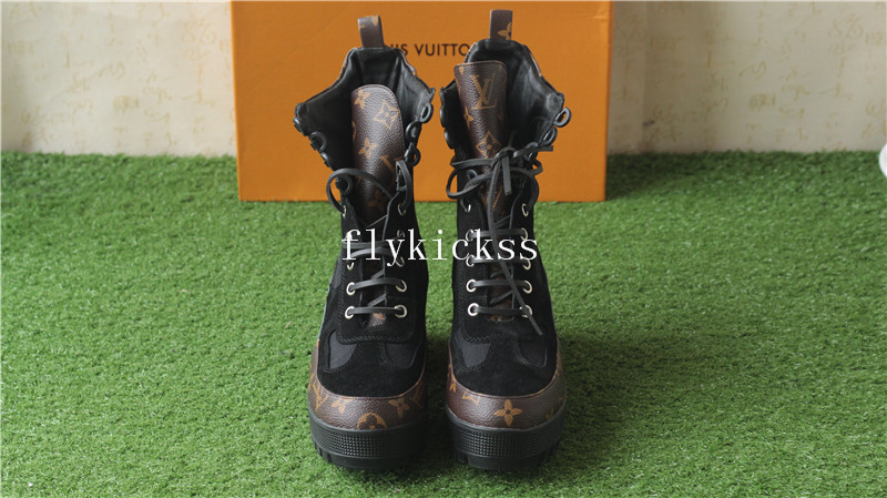 LVS Girl Boots Black